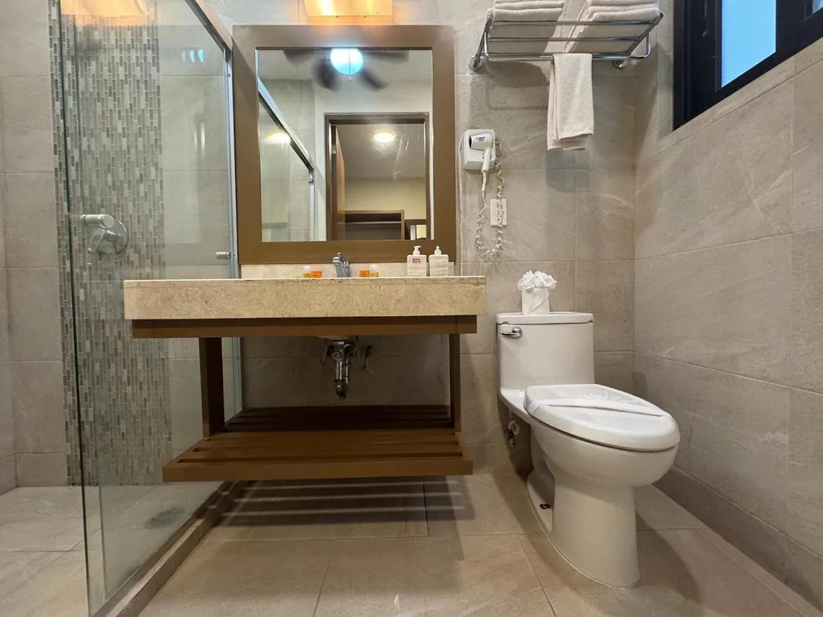 Excelente Ubicacion A Pasos De La Playa Coco Beach Y De La Quinta Avenida Playa del Carmen Apartment