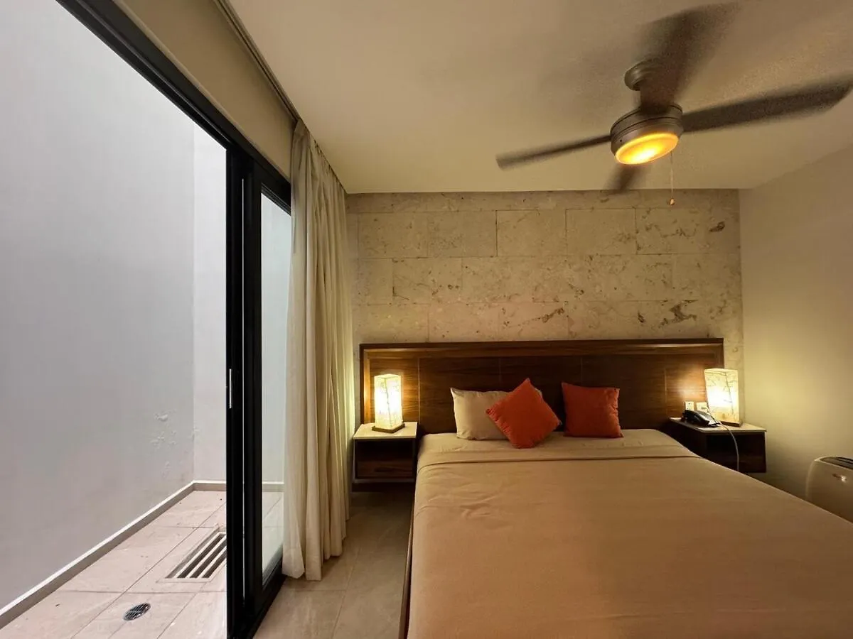 Excelente Ubicacion A Pasos De La Playa Coco Beach Y De La Quinta Avenida Playa del Carmen 0*,